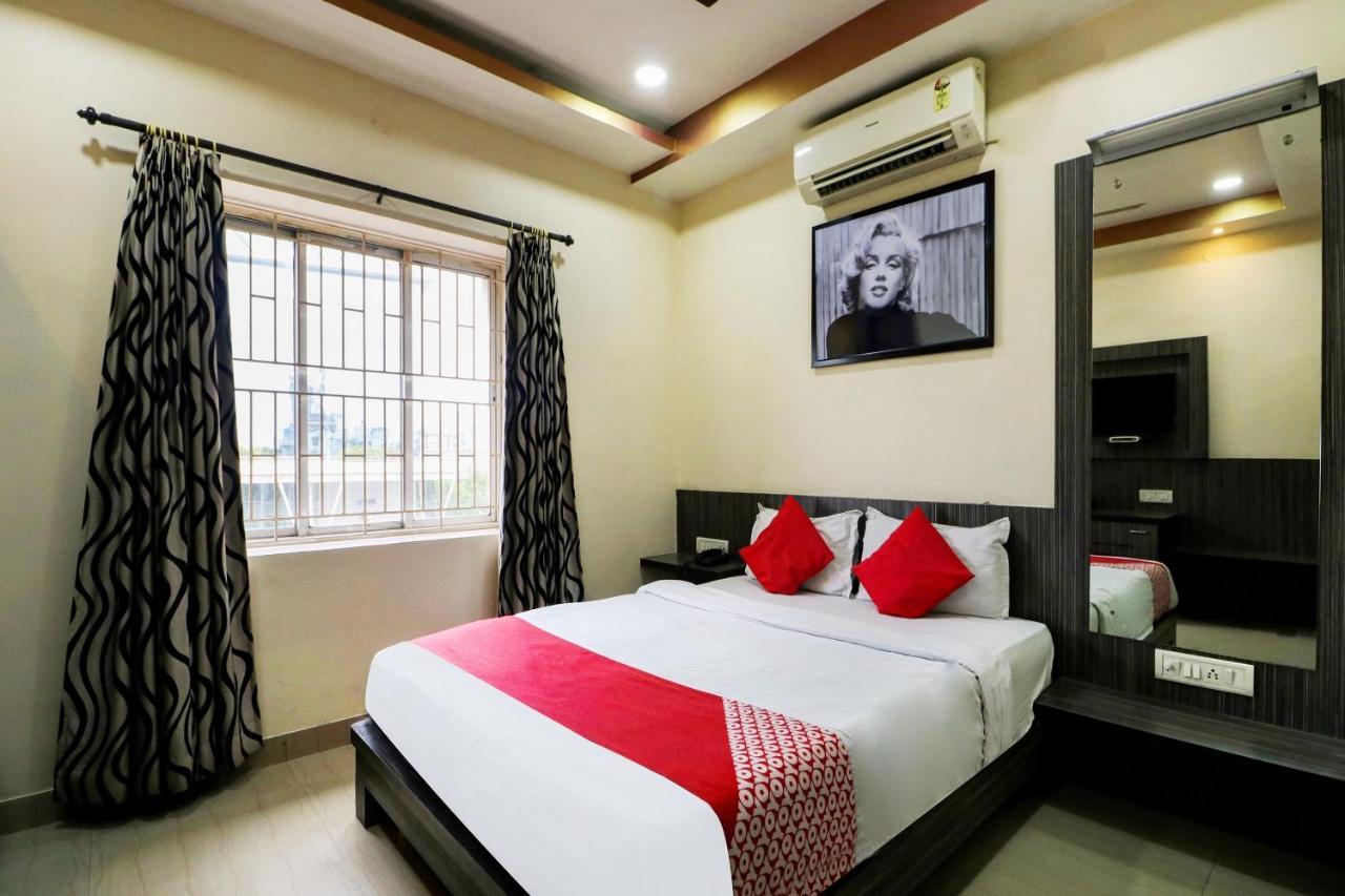 Oyo Flagship 1805 Hotel Star Delight Panchuria エクステリア 写真