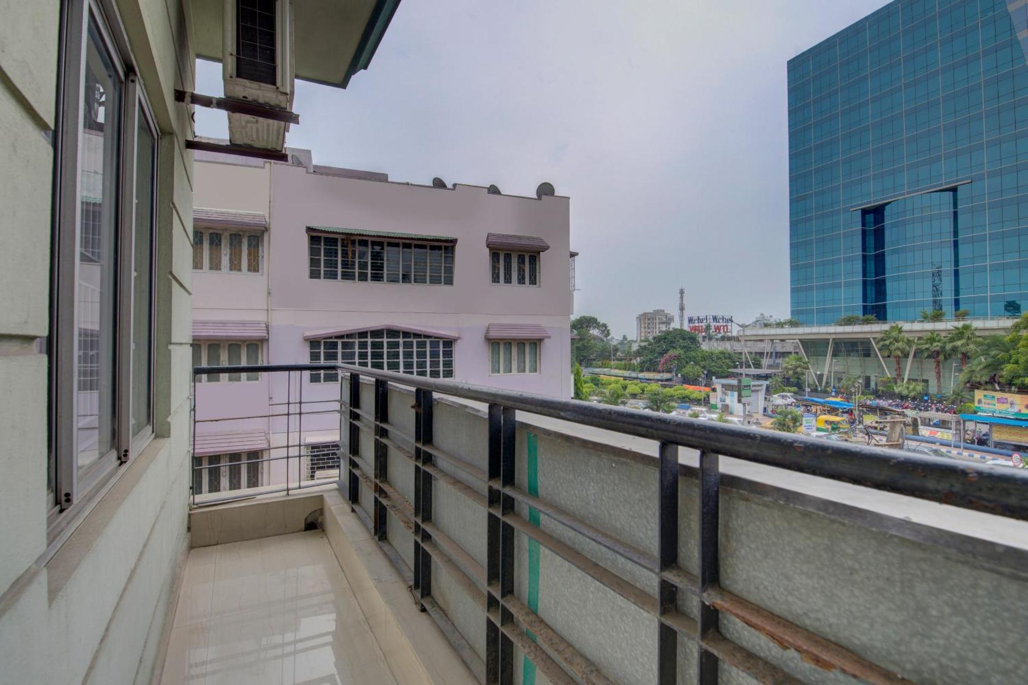 Oyo Flagship 1805 Hotel Star Delight Panchuria エクステリア 写真