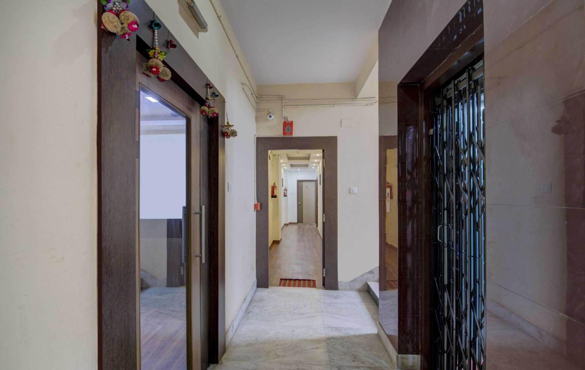 Oyo Flagship 1805 Hotel Star Delight Panchuria エクステリア 写真