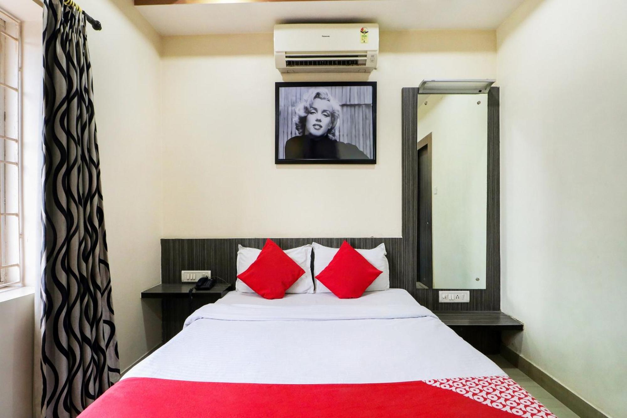 Oyo Flagship 1805 Hotel Star Delight Panchuria エクステリア 写真